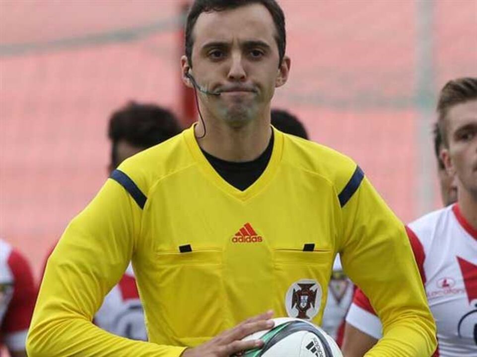Árbitro João Pinheiro no Vianense-Benfica