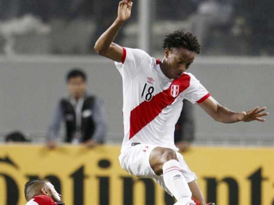 Carrillo tentou forçar na seleção