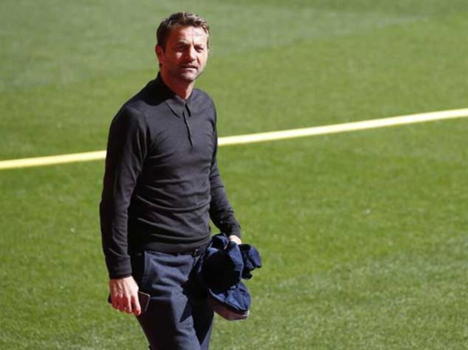 Tim Sherwood apoia Mourinho