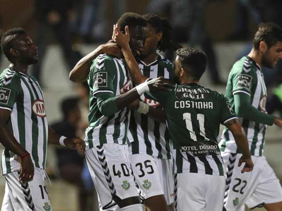 Coruchense-V. Setúbal, 0-2: Sadinos seguem em frente