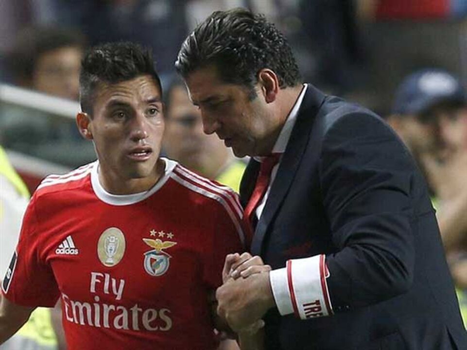 Rui Vitória aplaude renovação de Gaitán