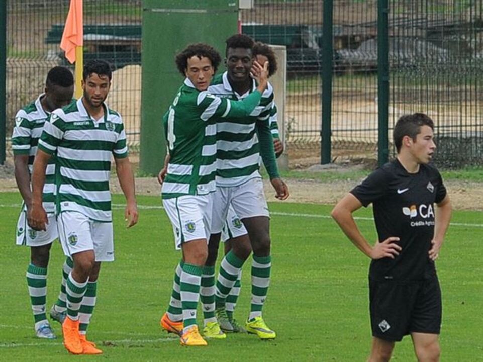 Sporting soma e segue