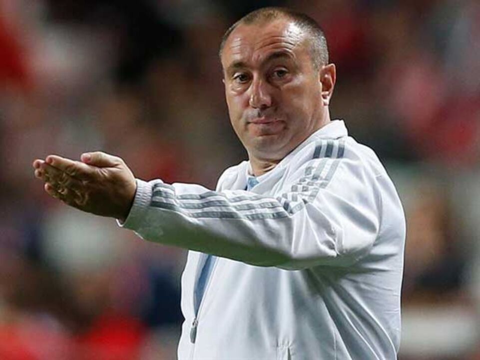 Astana vence e depende de si para conquistar título