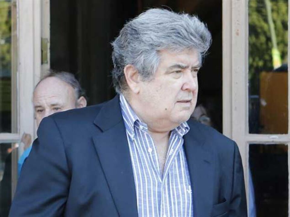 António Figueiredo: «Nunca te baixes ao nível de um idiota...»