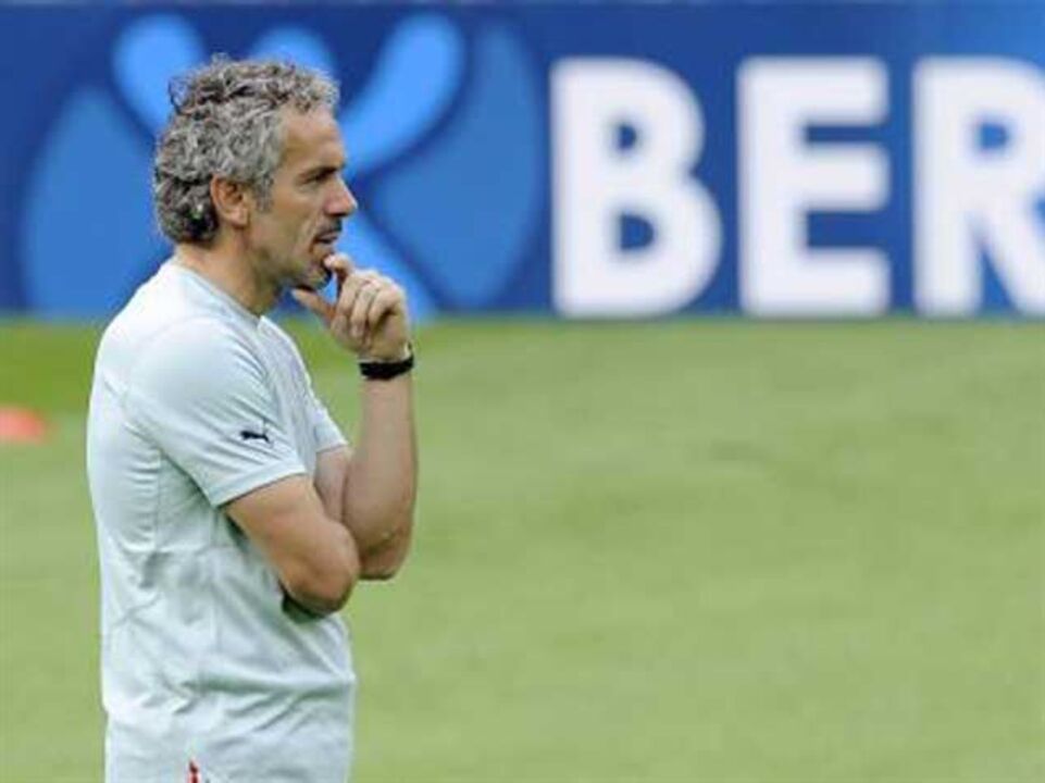 Roberto Donadoni assume comando do Bolonha