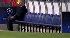 Ingleses dizem que balneário está contra Mourinho