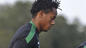 Sindicato peruano ao lado de Carrillo