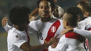 Carrillo manterá titularidade na seleção peruana