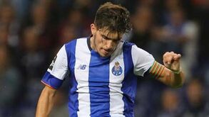 Capitão Rúben Neves tem aval da 
