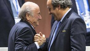 FIFA: Candidatura de Platini à presidência está em risco