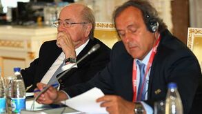 Pagamento de Blatter a Platini financiou escritório em Paris