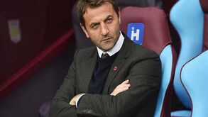 Aston Villa despede Tim Sherwood