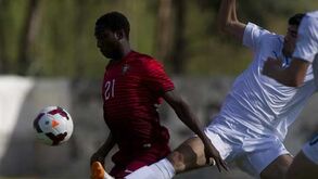 Janio Bikel na mira de Benfica e FC Porto