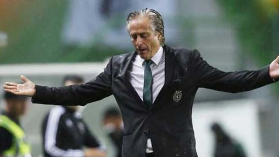 Consistência defensiva ainda não é a de Jesus campeão