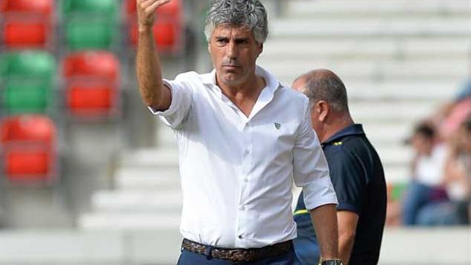 Vítor Paneira rescinde com o clube