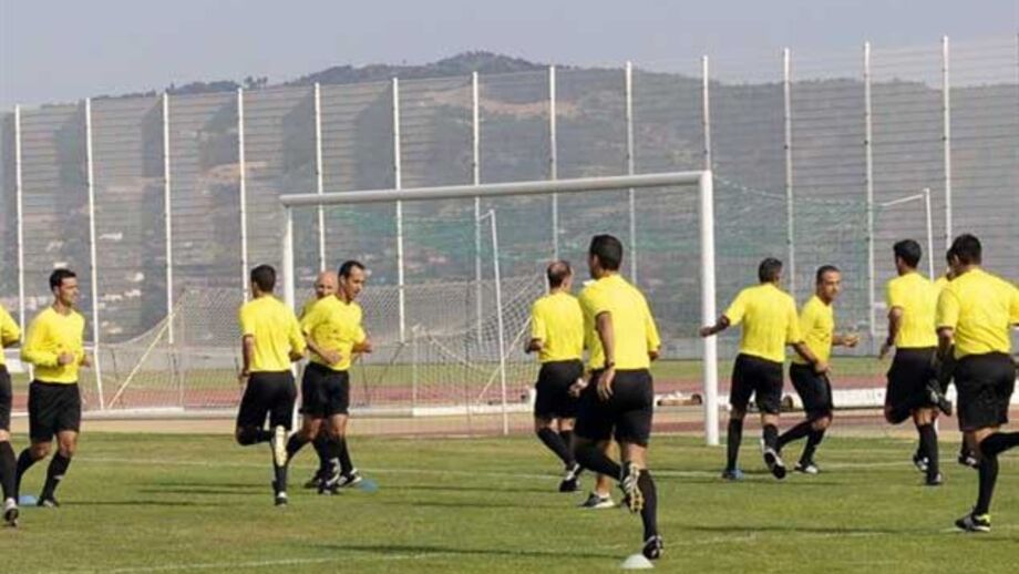 Árbitros podem aceitar ofertas até 183 euros