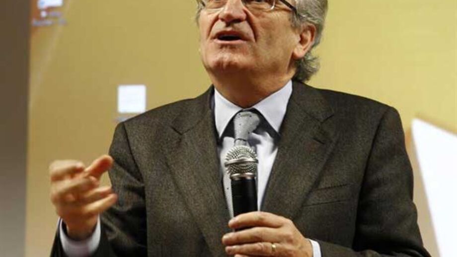 Antigo ministro volta a apoiar o gestor nas eleições do Benfica