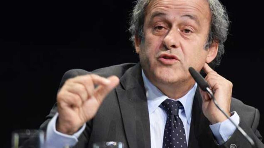 FIFPro diz que suspensão representa "rude golpe" na carreira de Platini