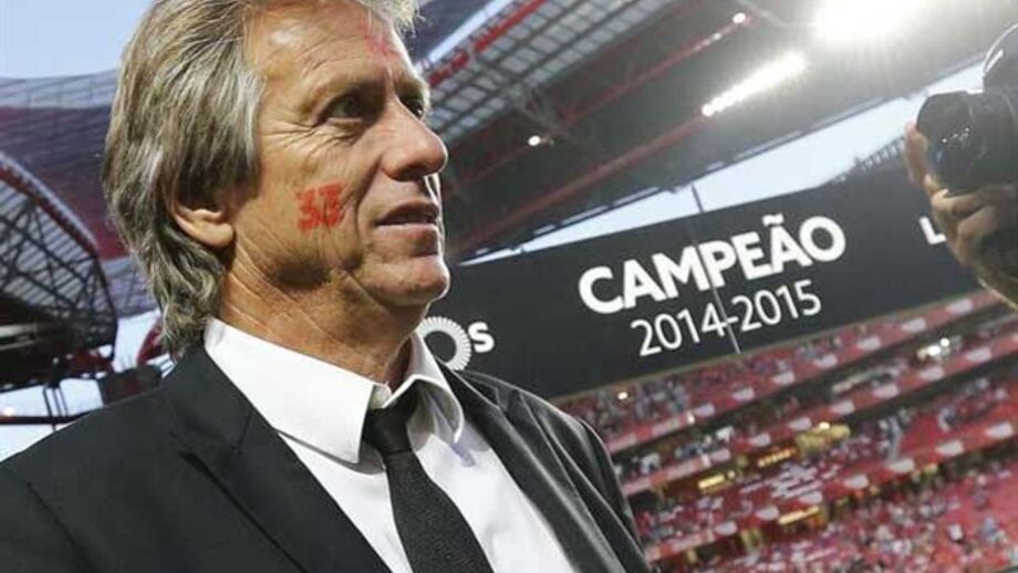 Águias pagavam 330.334 euros por mês a Jorge Jesus