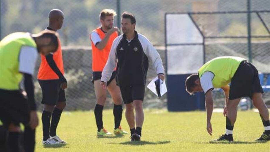 Quim Berto promete equipa a disputar vitória com FC Porto
