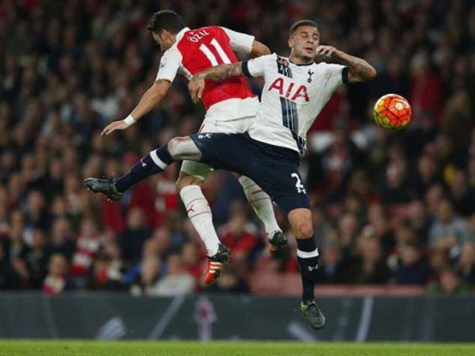 Arsenal-Tottenham, em direto