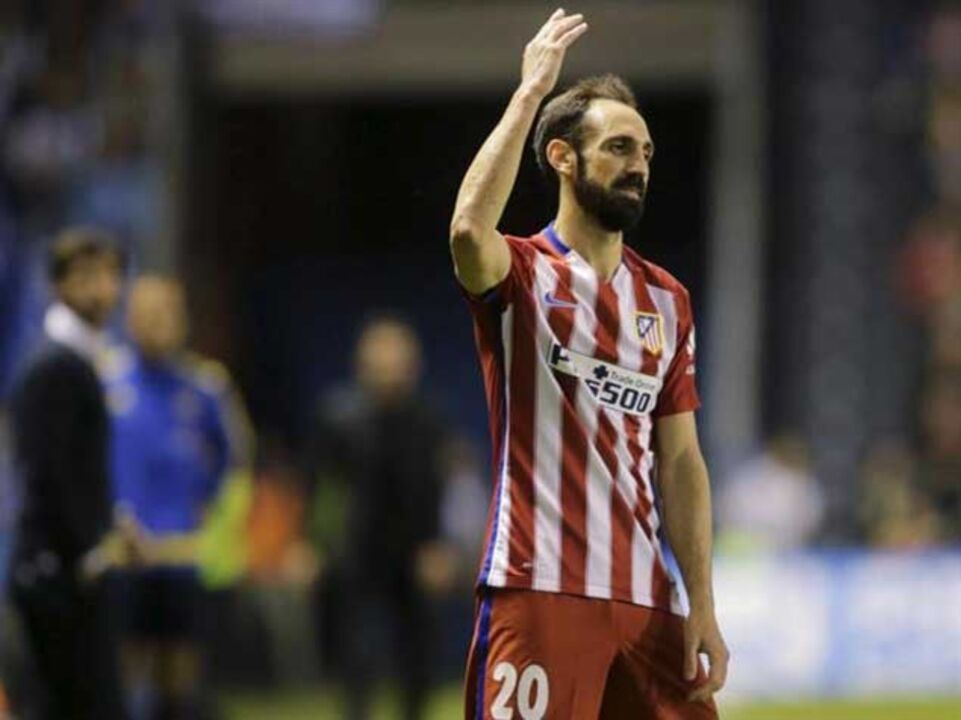 Juanfran é baixa no Atlético Madrid