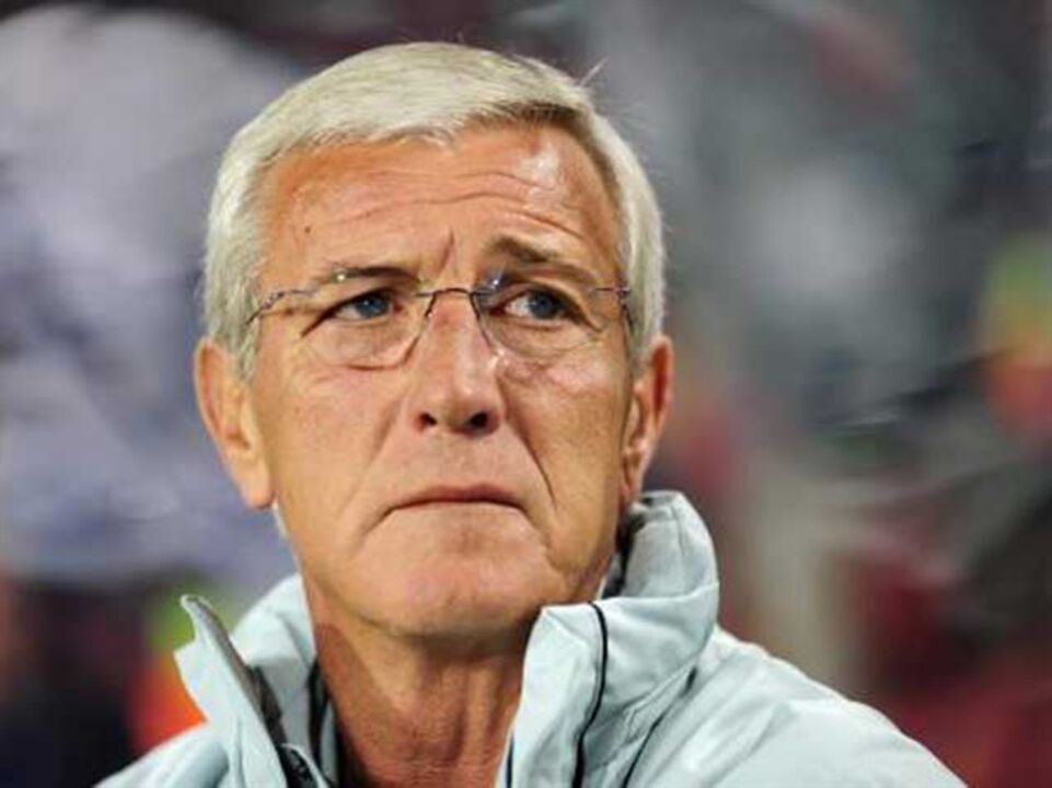 Lippi: «Rossi deveria deixar o MotoGP como vingança»