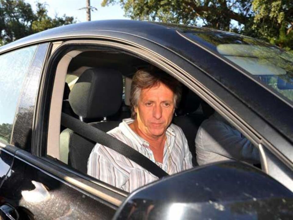 Jesus acusado de levar segredos para o Sporting em 304 artigos