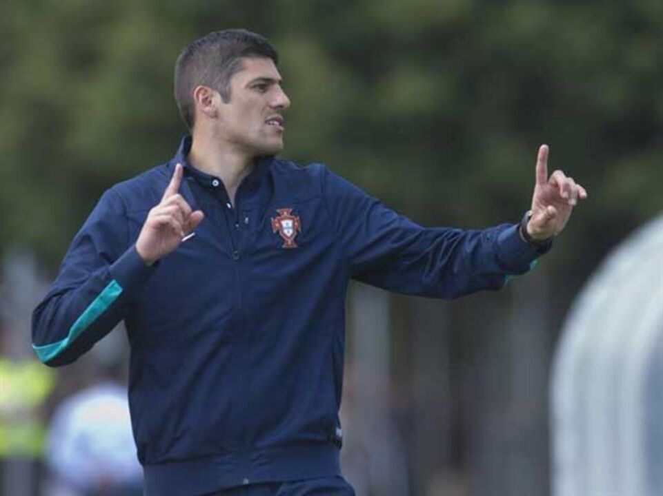 Francisco Neto promove três estreias
