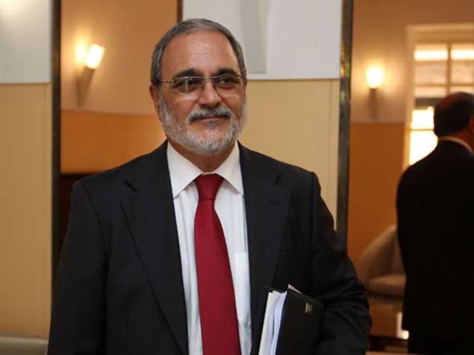 Carlos Oliveira: "Não nos revemos nessas posições"