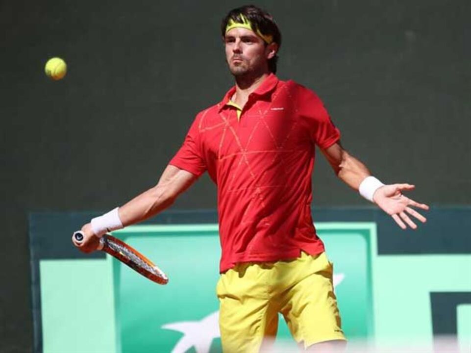 Gastão Elias dá muita luta mas perde com Cuevas no Uruguai