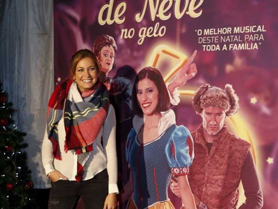 Figuras públicas divertem-se em espetáculo