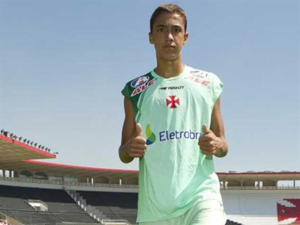 Japão: Filho de Romário assina por clube da segunda liga