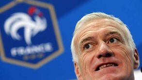 Deschamps não convoca Benzema nem Valbuena