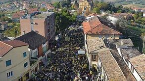 É assim que se sofre por Rossi na sua terra