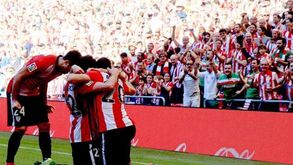Athletic bate Espanyol e sobe ao sétimo lugar