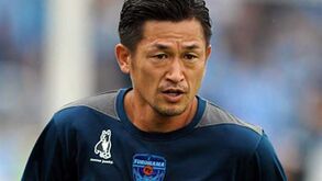Kazuyoshi Miura renova com o Yokohama FC aos 48 anos