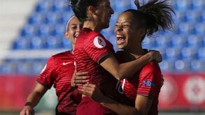 Portugal goleia Montenegro no apuramento para o Euro'2017
