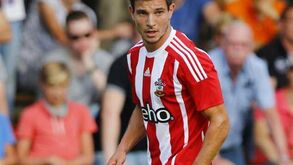 Venda de Cédric a rivais rende 15 milhões ao Sporting