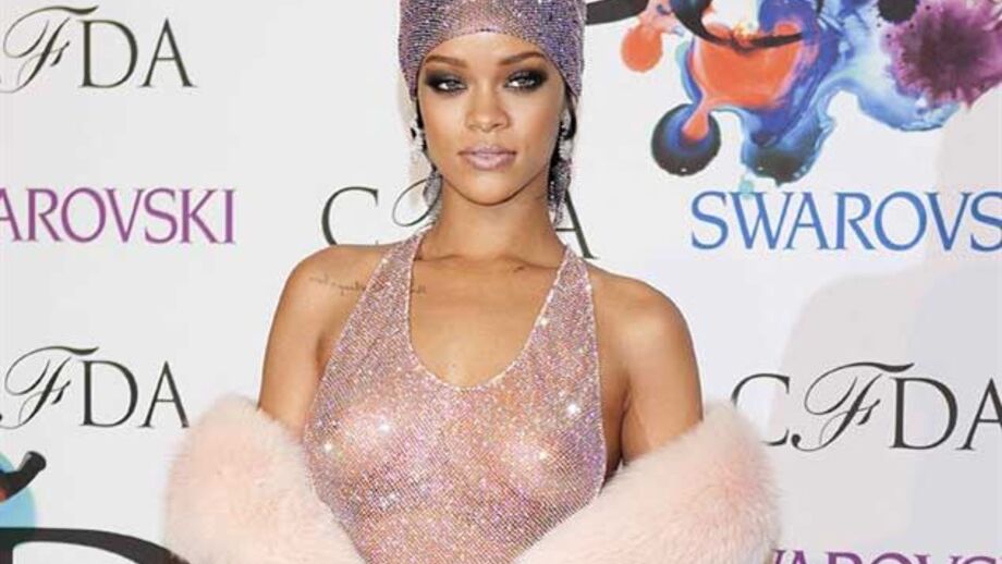 Rihanna sem espaço para amar