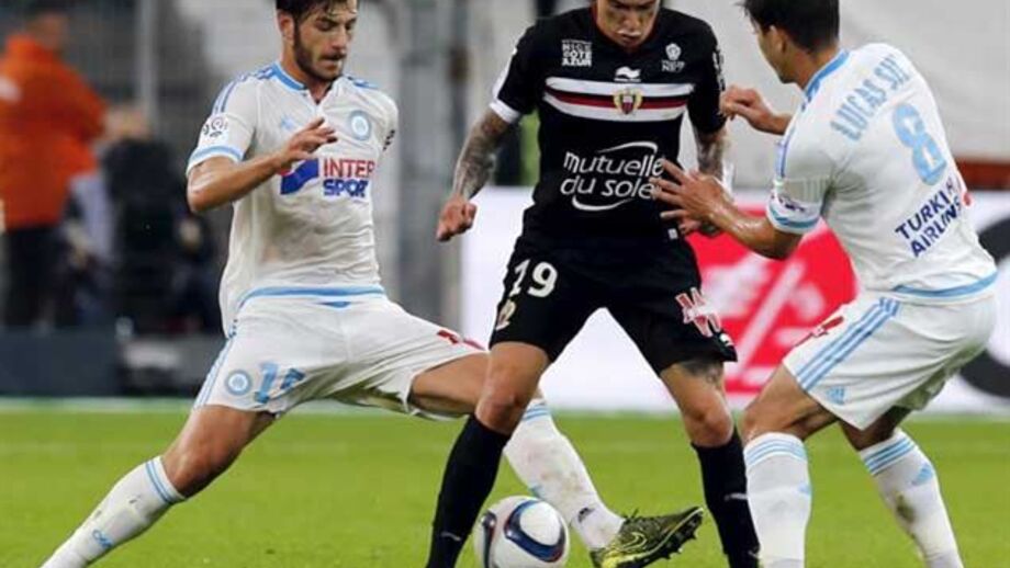 Wallyson assiste na vitória do Nice