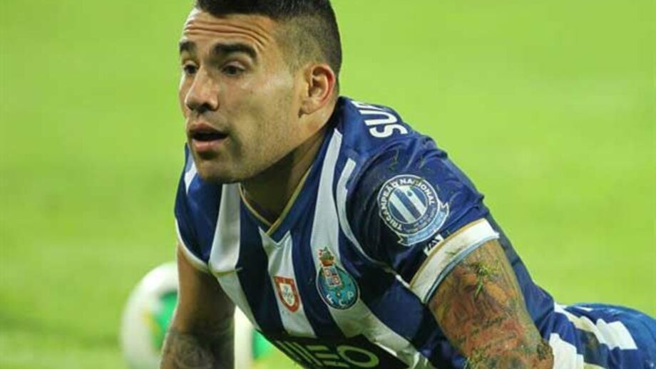 FC Porto pagou 840 mil euros a agente pelo negócio Otamendi