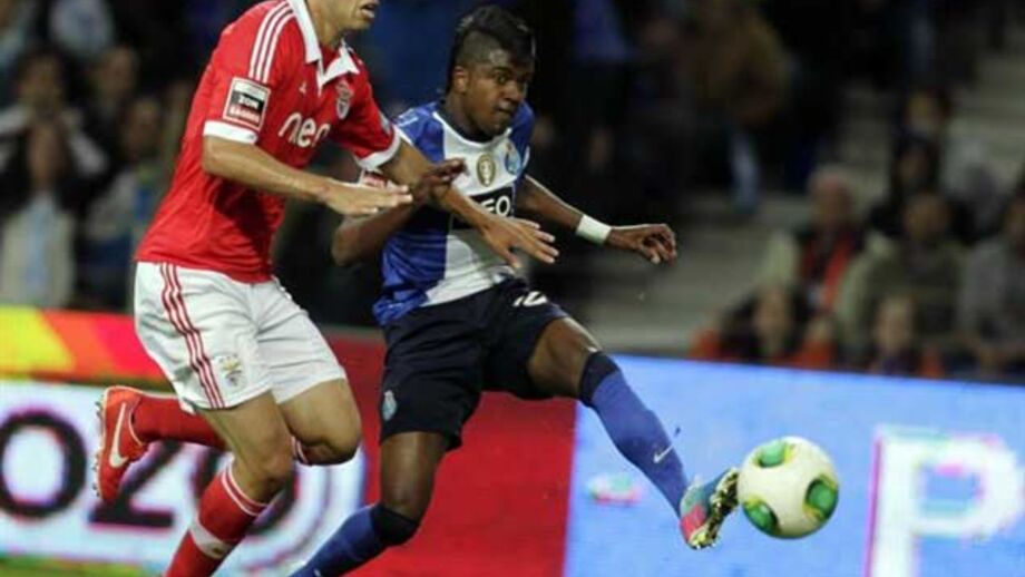 Golo de Kelvin eleito o melhor momento no Dragão