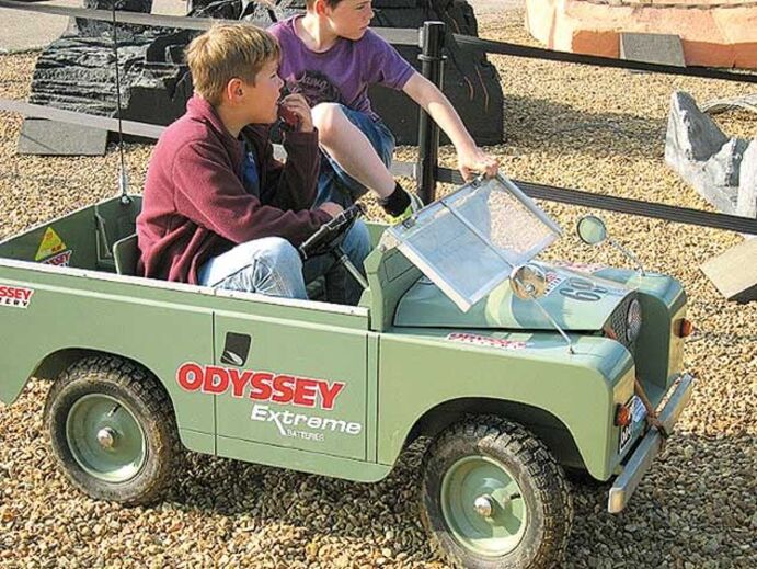 Invasão de Land Rovers em Peterborough