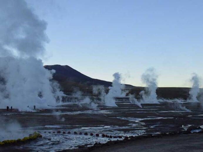 Os impressionantes geysers do Tatio