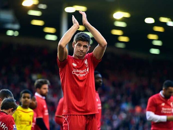 Chuteiras de Gerrard vendidas por 57 mil euros no eBay