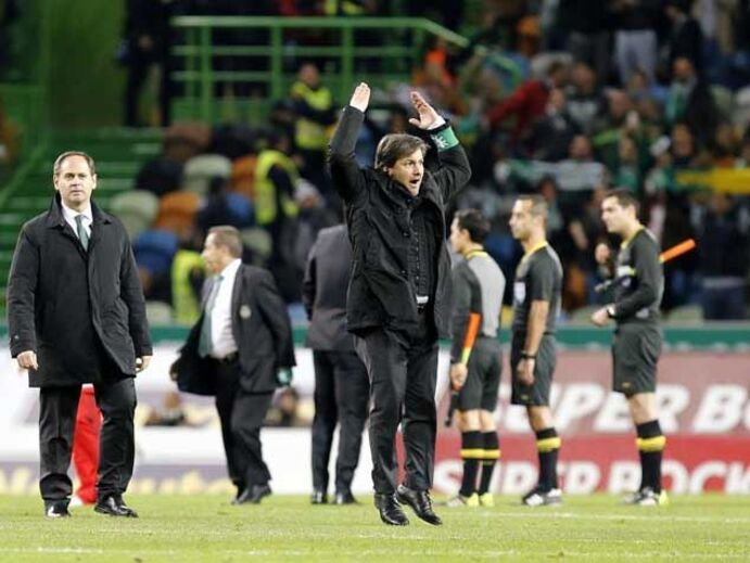 Bruno de Carvalho: saltos, abraços e as três vitórias ao Benfica