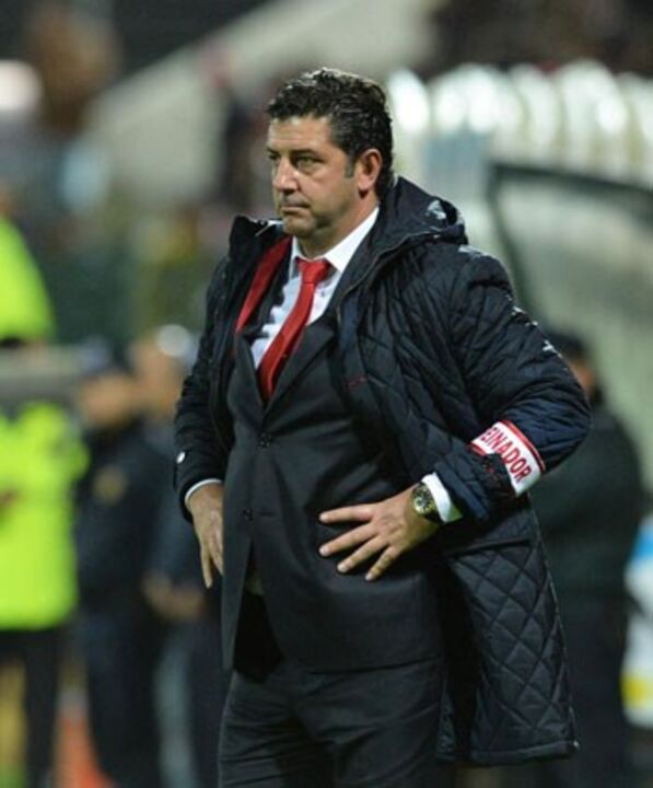 Rui Vitória com vida difícil