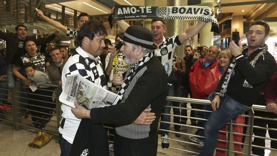 Sánchez já vestiu mesmo a camisola do clube que representou durante dez épocas.