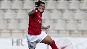 Santa Clara-Vitória de Guimarães B, 2-0 : Clemente abre e fecha contas do marcador